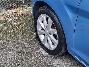 Used 2009 Ford Fiesta Zetec Blue - Interior and Exterior details 10
