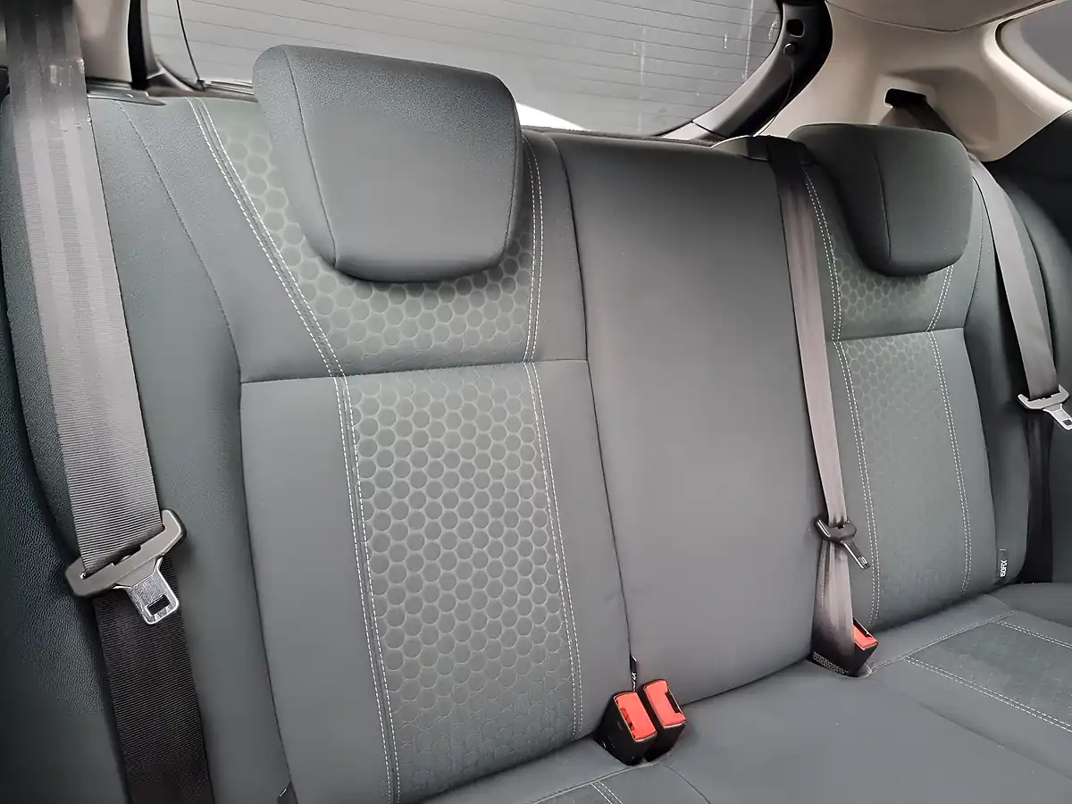 Used 2009 Ford Fiesta Zetec Blue - Interior and Exterior details 15