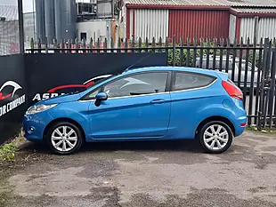 Used 2009 Ford Fiesta Zetec Blue - Interior and Exterior details 4