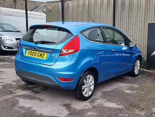 Used 2009 Ford Fiesta Zetec Blue - Interior and Exterior details 8