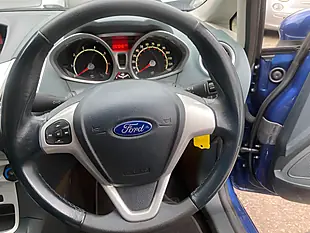 Used 2009 Ford Fiesta Zetec Blue - Interior and Exterior details 18