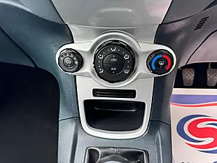 Used 2009 Ford Fiesta Zetec Moondust Silver - Interior and Exterior details 15