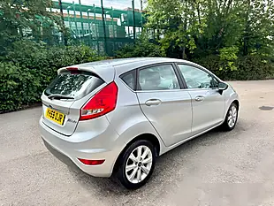 Used 2009 Ford Fiesta Zetec Moondust Silver - Interior and Exterior details 4