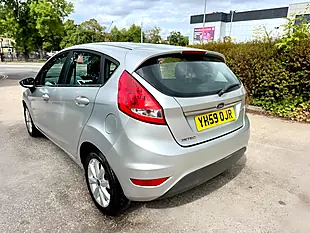 Used 2009 Ford Fiesta Zetec Moondust Silver - Interior and Exterior details 5