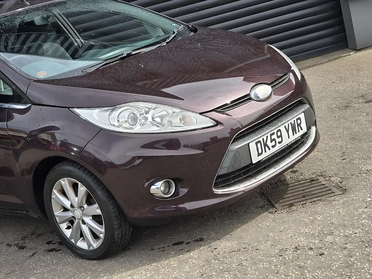 Used 2009 Ford Fiesta Zetec Red - Interior and Exterior details 2