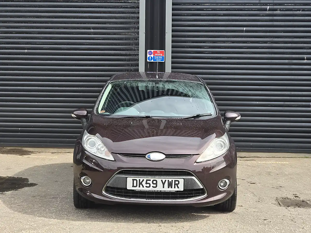 Used 2009 Ford Fiesta Zetec Red - Interior and Exterior details 5