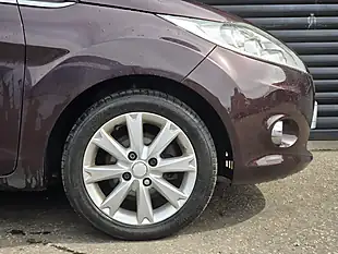 Used 2009 Ford Fiesta Zetec Red - Interior and Exterior details 7