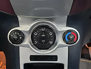 Used 2009 Ford Fiesta Zetec Red - Interior and Exterior details 17