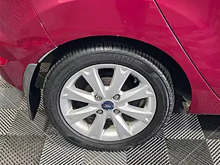 Used 2009 Ford Fiesta Zetec Red - Interior and Exterior details 19