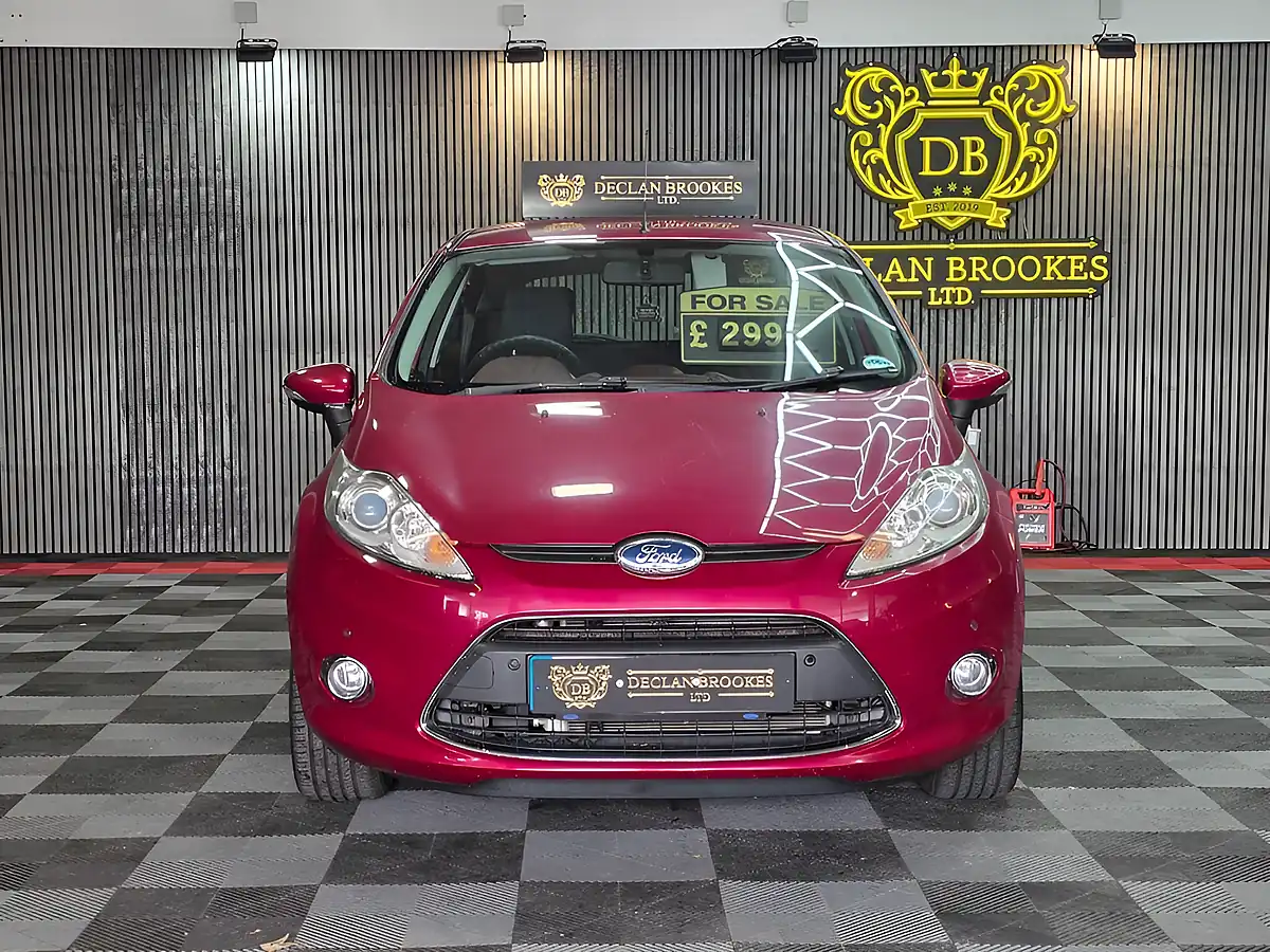 Used 2009 Ford Fiesta Zetec Red - Interior and Exterior details 8