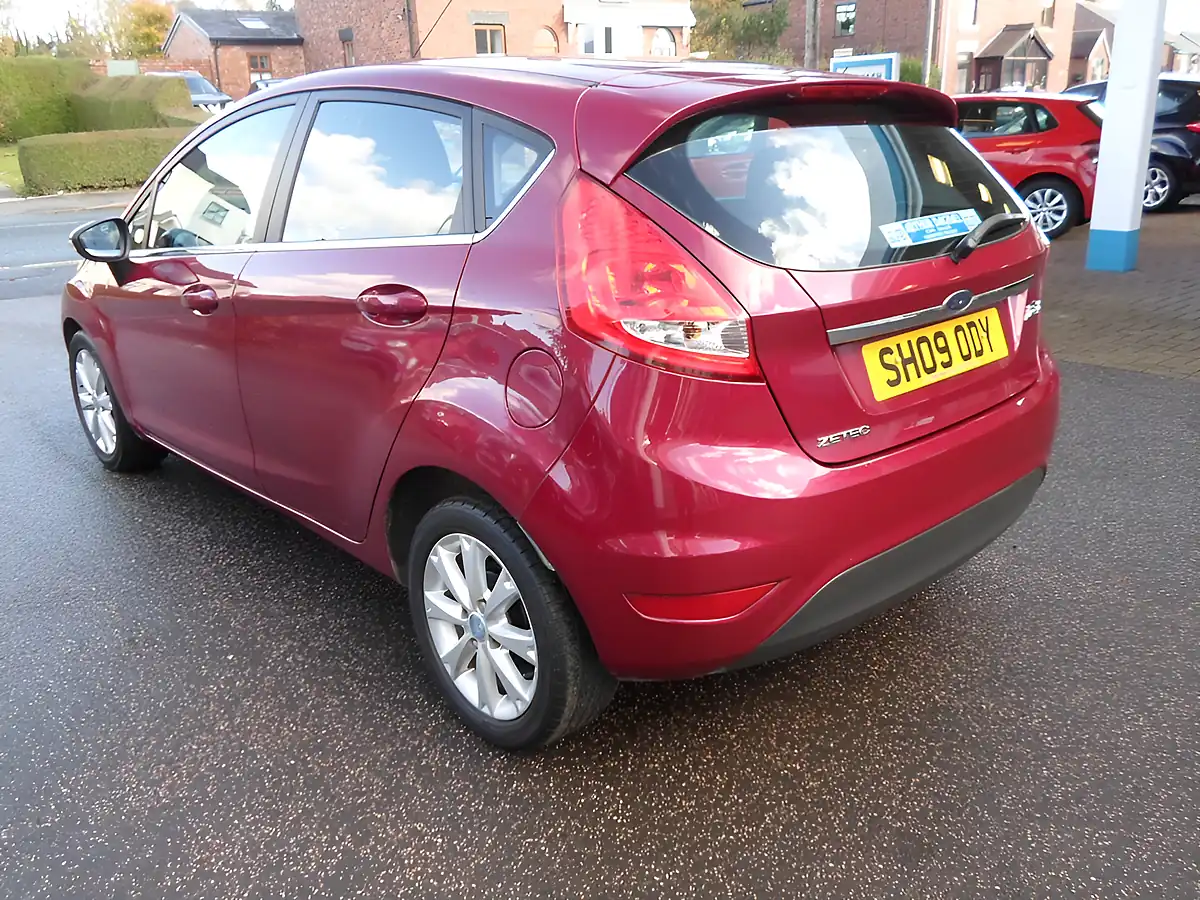 Used 2009 Ford Fiesta Zetec Ruby Red - Interior and Exterior details 2