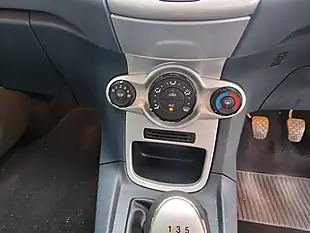 Used 2009 Ford Fiesta Zetec Silver - Interior and Exterior details 13