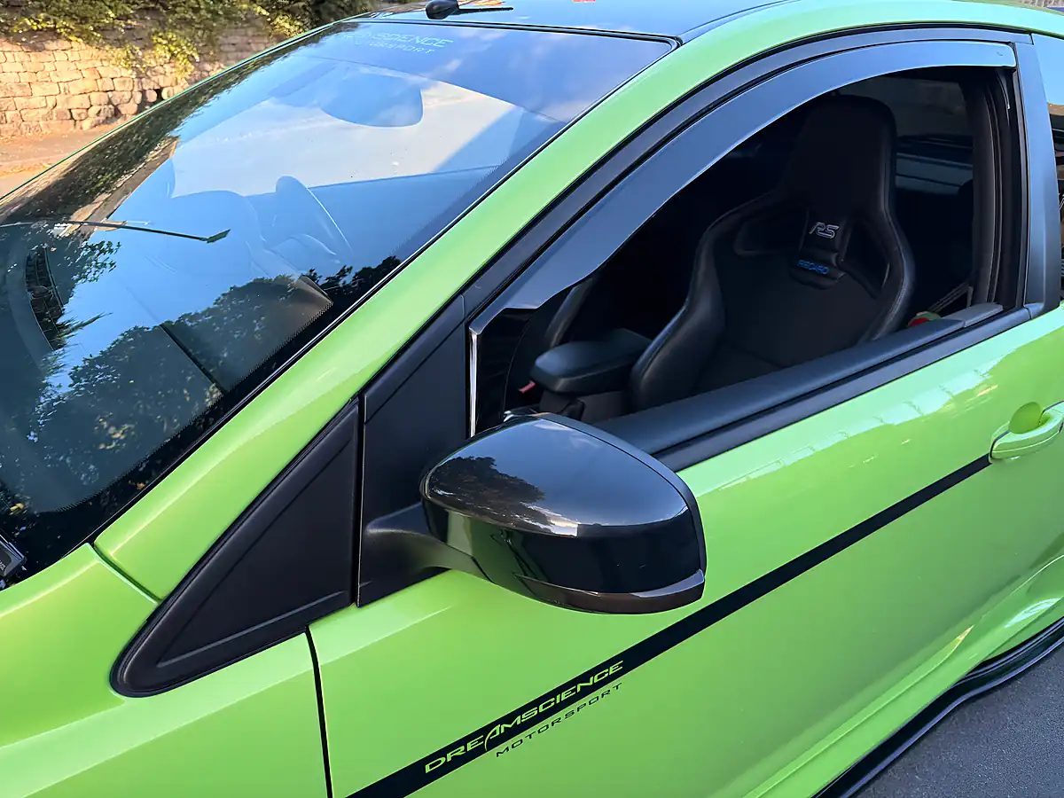 Used 2009 Ford Focus RS Ultimate Green - Interior and Exterior details 13