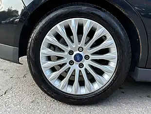 Used 2009 Ford Focus Style Silver - Interior and Exterior details 11