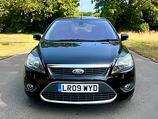 Used 2009 Ford Focus Titanium Black - Interior and Exterior details 18