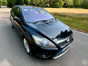 Used 2009 Ford Focus Titanium Black - Interior and Exterior details 6