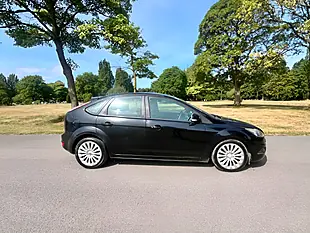 Used 2009 Ford Focus Titanium Black - Interior and Exterior details 7