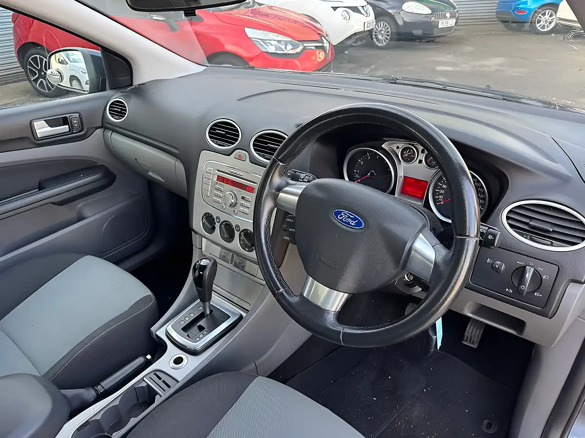 Used 2009 Ford Focus Zetec Magnum Grey - Interior and Exterior details 10