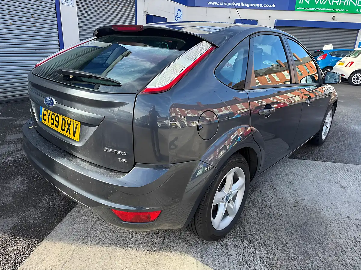 Used 2009 Ford Focus Zetec Magnum Grey - Interior and Exterior details 8