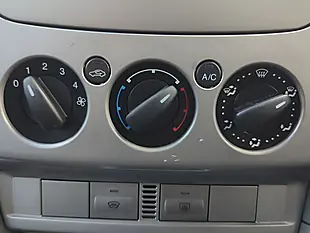 Used 2009 Ford Focus Zetec S Blue - Interior and Exterior details 16