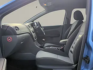 Used 2009 Ford Focus Zetec S Blue - Interior and Exterior details 8
