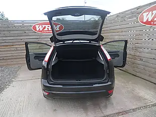 Used 2009 Ford Focus Zetec S Jet Black - Interior and Exterior details 12