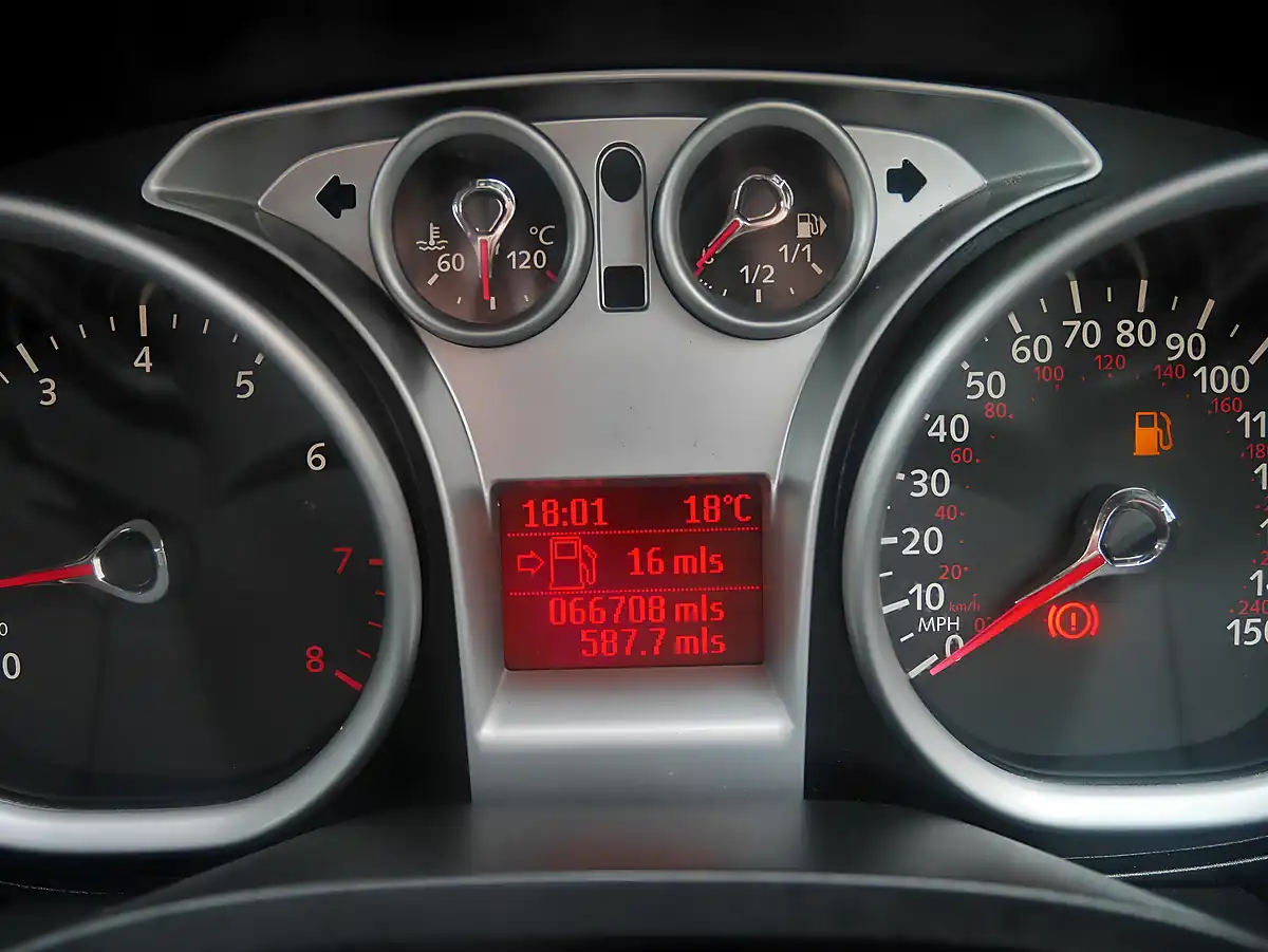 Used 2009 Ford Focus Zetec S Jet Black - Interior and Exterior details 14