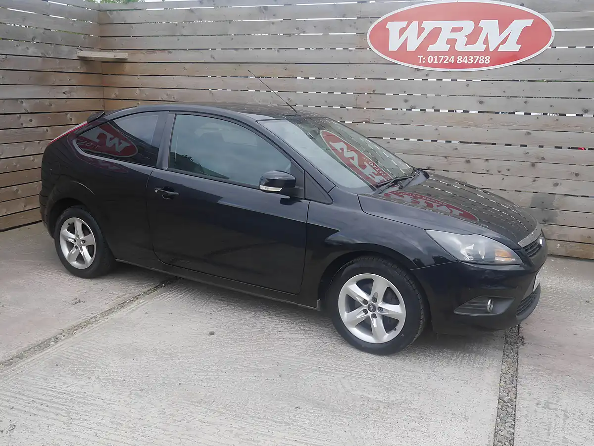 Used 2009 Ford Focus Zetec S Jet Black - Interior and Exterior details 2