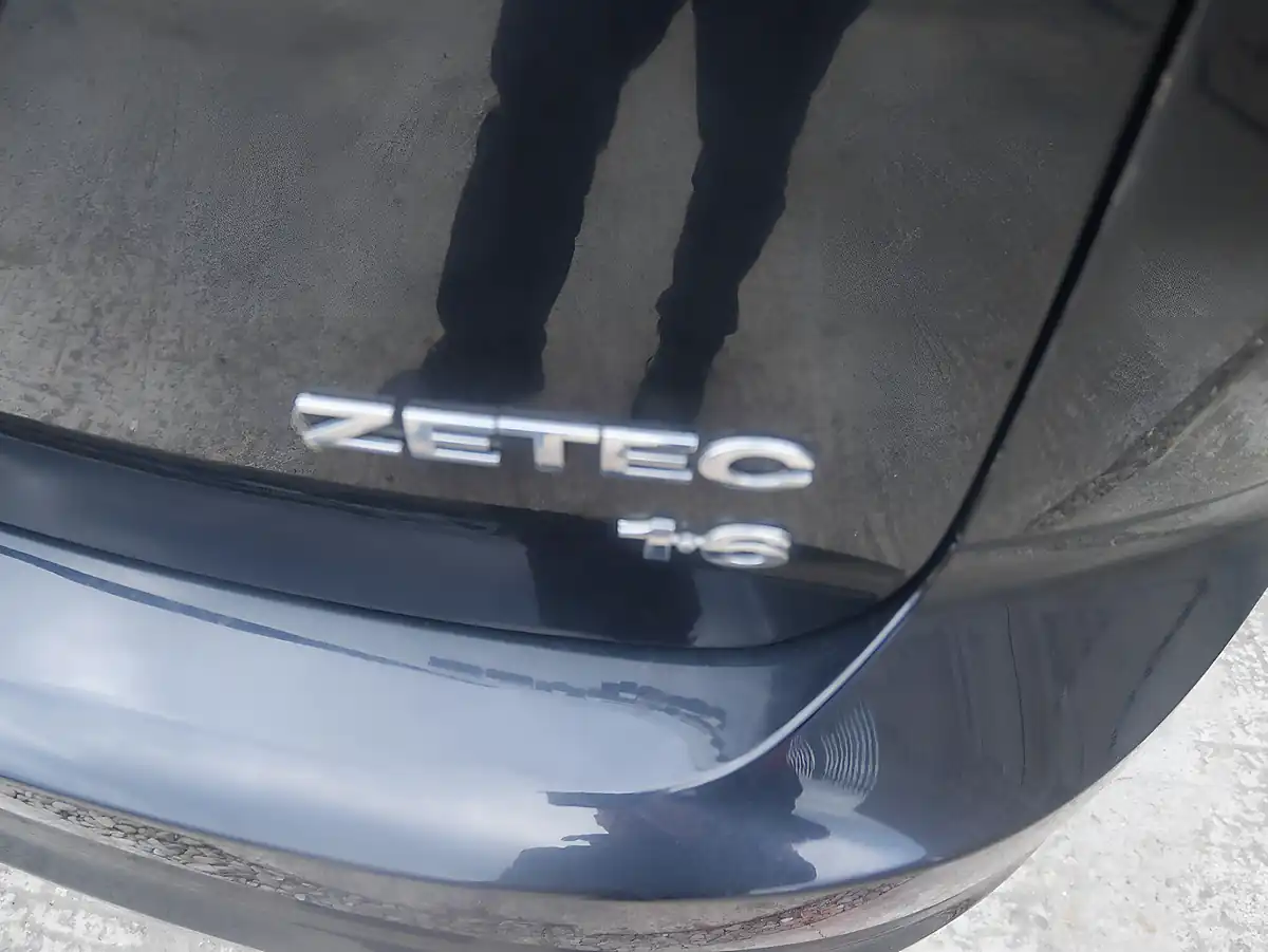 Used 2009 Ford Focus Zetec S Jet Black - Interior and Exterior details 20
