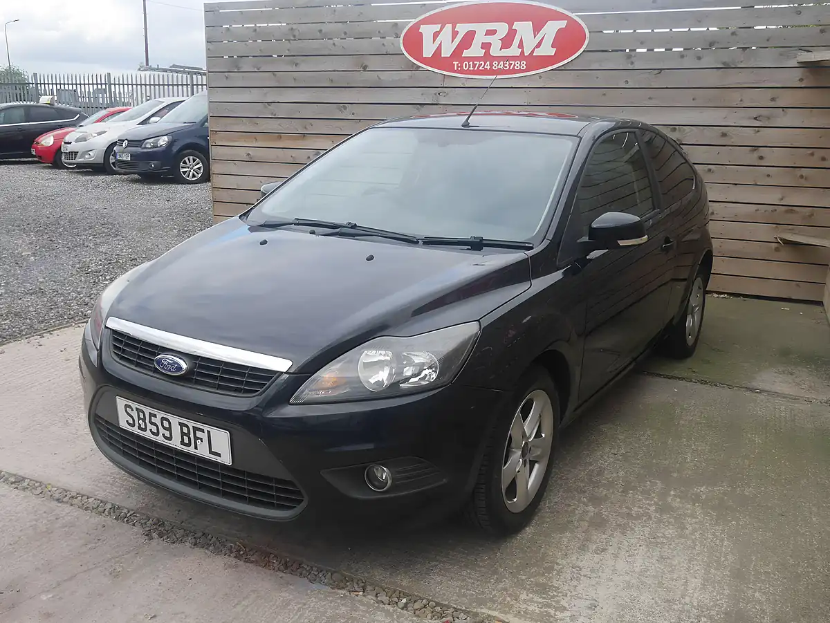 Used 2009 Ford Focus Zetec S Jet Black - Interior and Exterior details 4