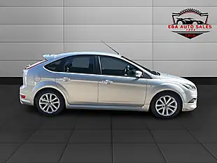 Used 2009 Ford Focus Zetec S Silver - Interior and Exterior details 8
