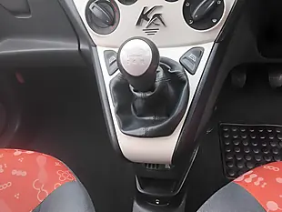 Used 2009 Ford Ka Style Red - Interior and Exterior details 15