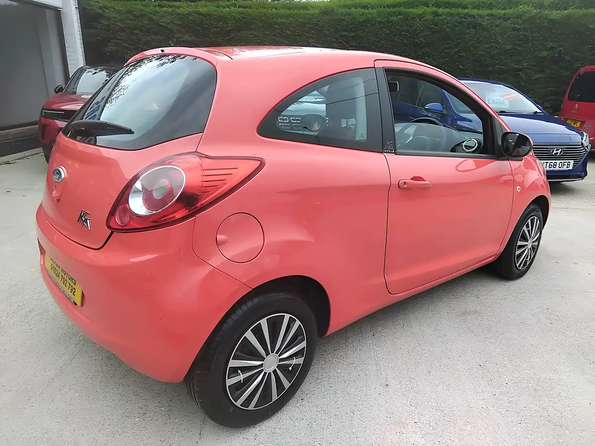 Used 2009 Ford Ka Style Red - Interior and Exterior details 7