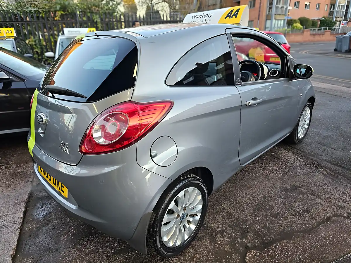 Used 2009 Ford Ka Zetec Silver - Interior and Exterior details 10