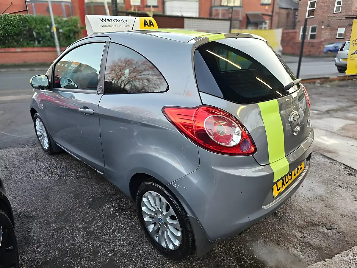 Used 2009 Ford Ka Zetec Silver - Interior and Exterior details 7