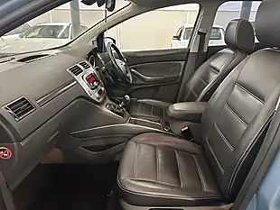 Used 2009 Ford Kuga Titanium Blue - Interior and Exterior details 7
