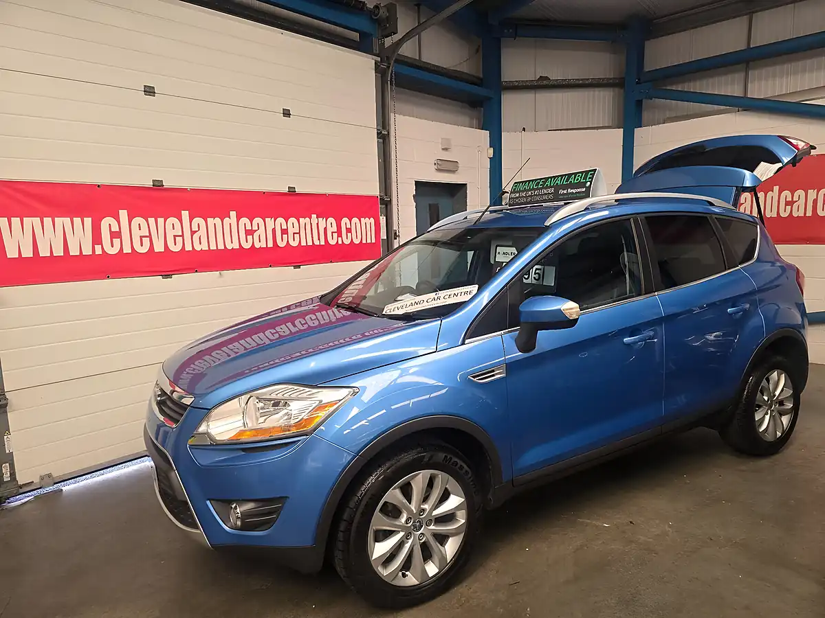 Used 2009 Ford Kuga Titanium Blue - Interior and Exterior details 5
