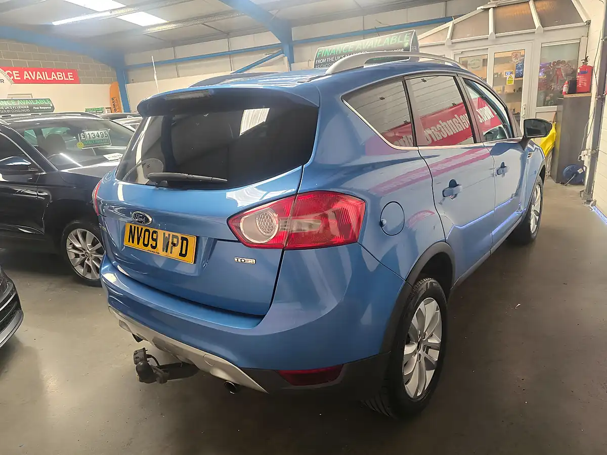 Used 2009 Ford Kuga Titanium Blue - Interior and Exterior details 7