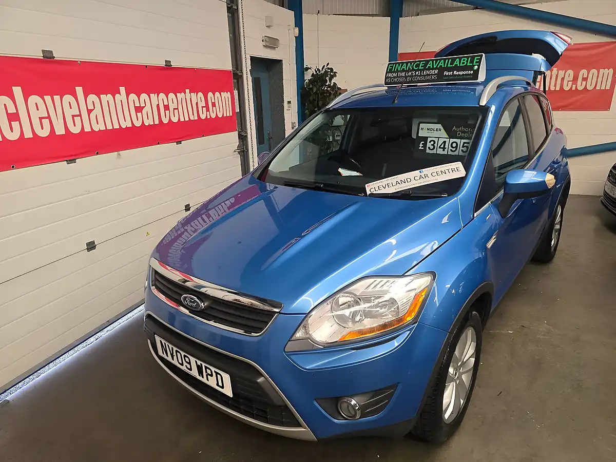 Used 2009 Ford Kuga Titanium Blue - Interior and Exterior details 9