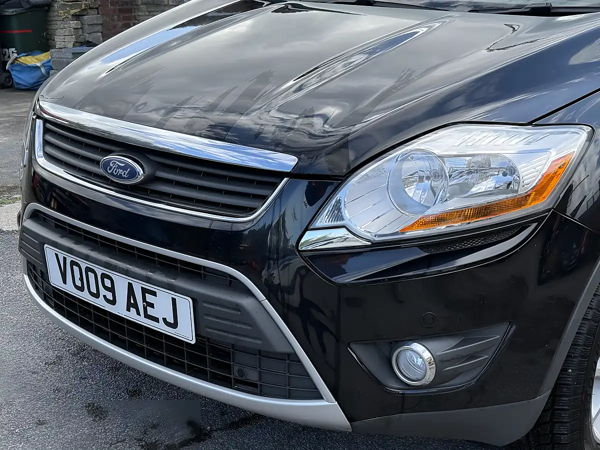 Used 2009 Ford Kuga Zetec Black - Interior and Exterior details 6