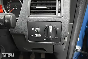 Used 2009 Ford Kuga Zetec Blue - Interior and Exterior details 13