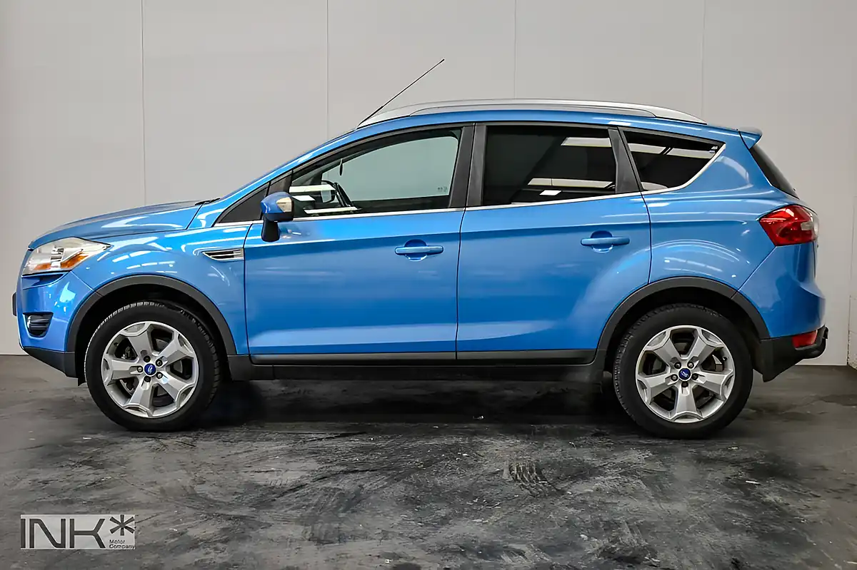 Used 2009 Ford Kuga Zetec Blue - Interior and Exterior details 2