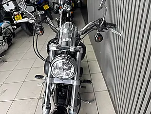 Used 2009 Harley-Davidson Xl 1200 Custom Sport Black - Interior and Exterior details 12