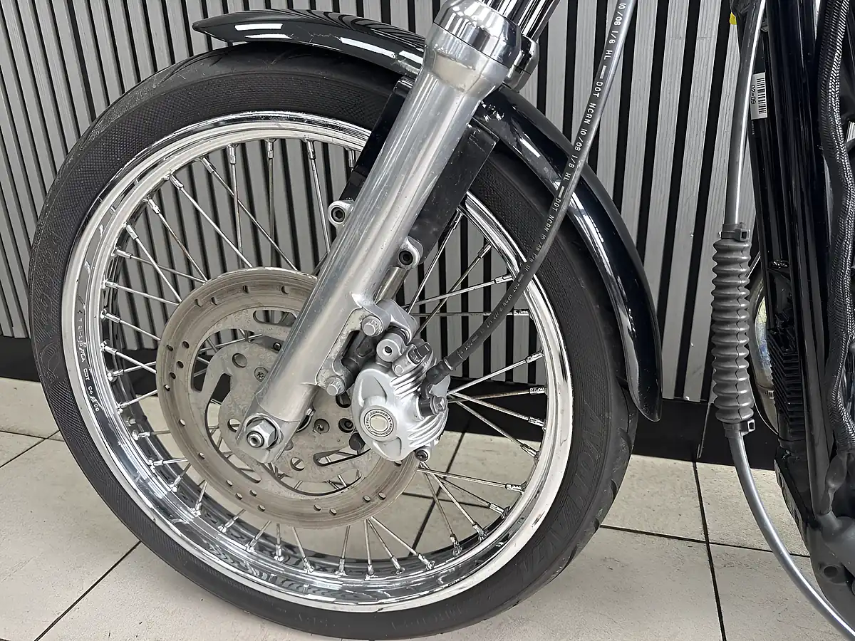 Used 2009 Harley-Davidson Xl 1200 Custom Sport Black - Interior and Exterior details 16