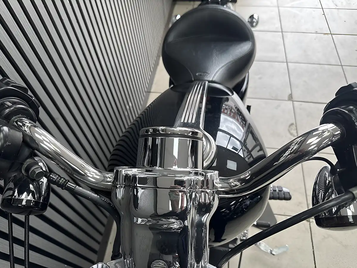 Used 2009 Harley-Davidson Xl 1200 Custom Sport Black - Interior and Exterior details 19