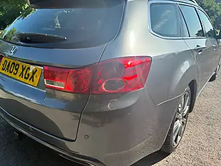 Used 2009 Honda Accord Ex Tourer Silver - Interior and Exterior details 18