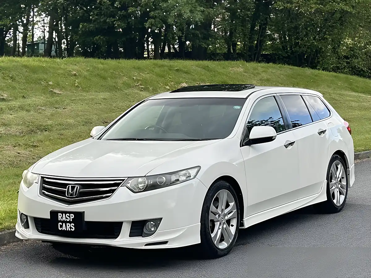 Used 2009 Honda Accord Tl White - Interior and Exterior details 14