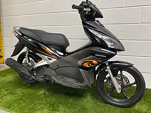 Used 2009 Honda Air Blade 110 Black - Interior and Exterior details 3