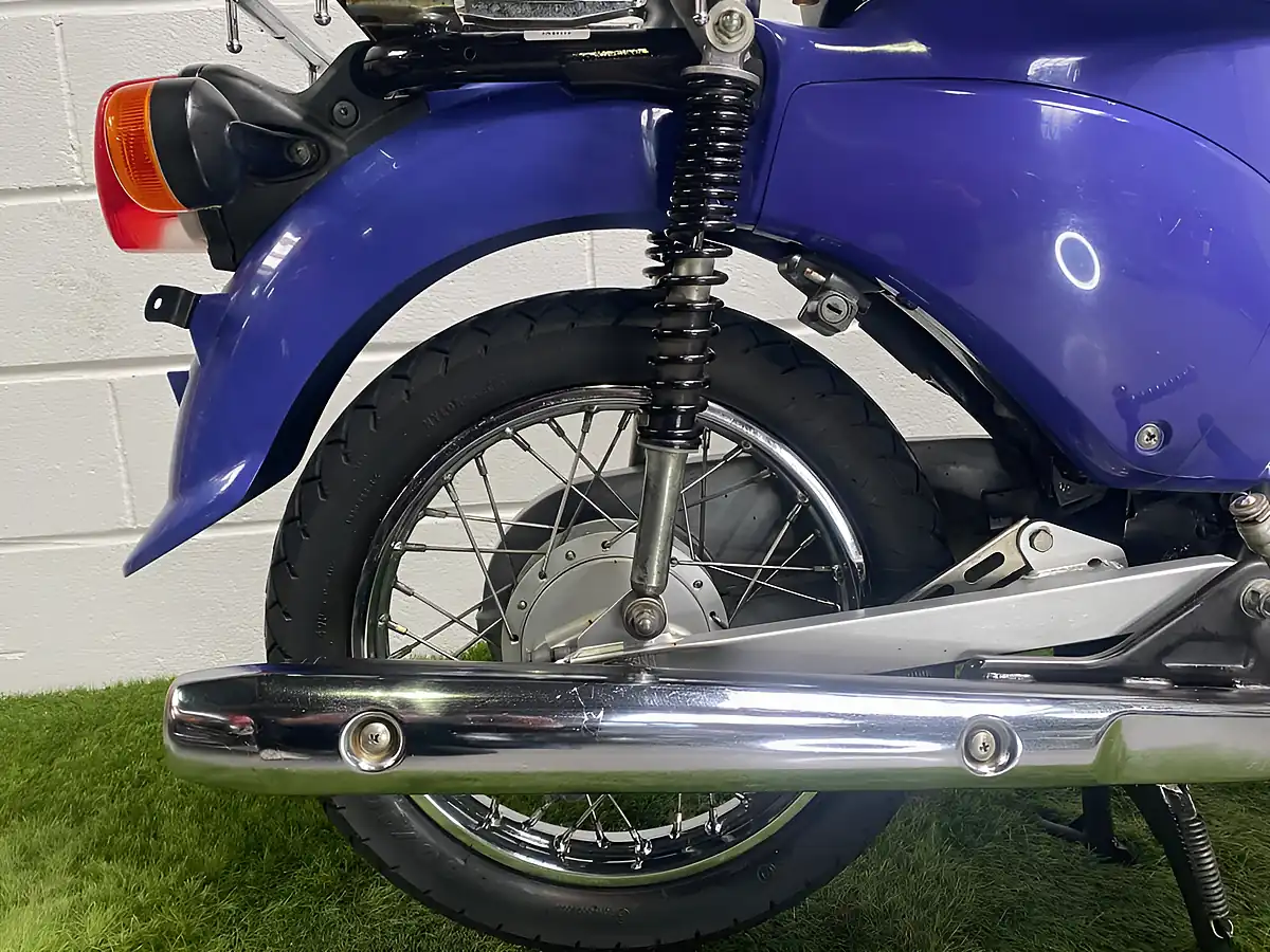 Used 2009 Honda c110 Pro Blue - Interior and Exterior details 17