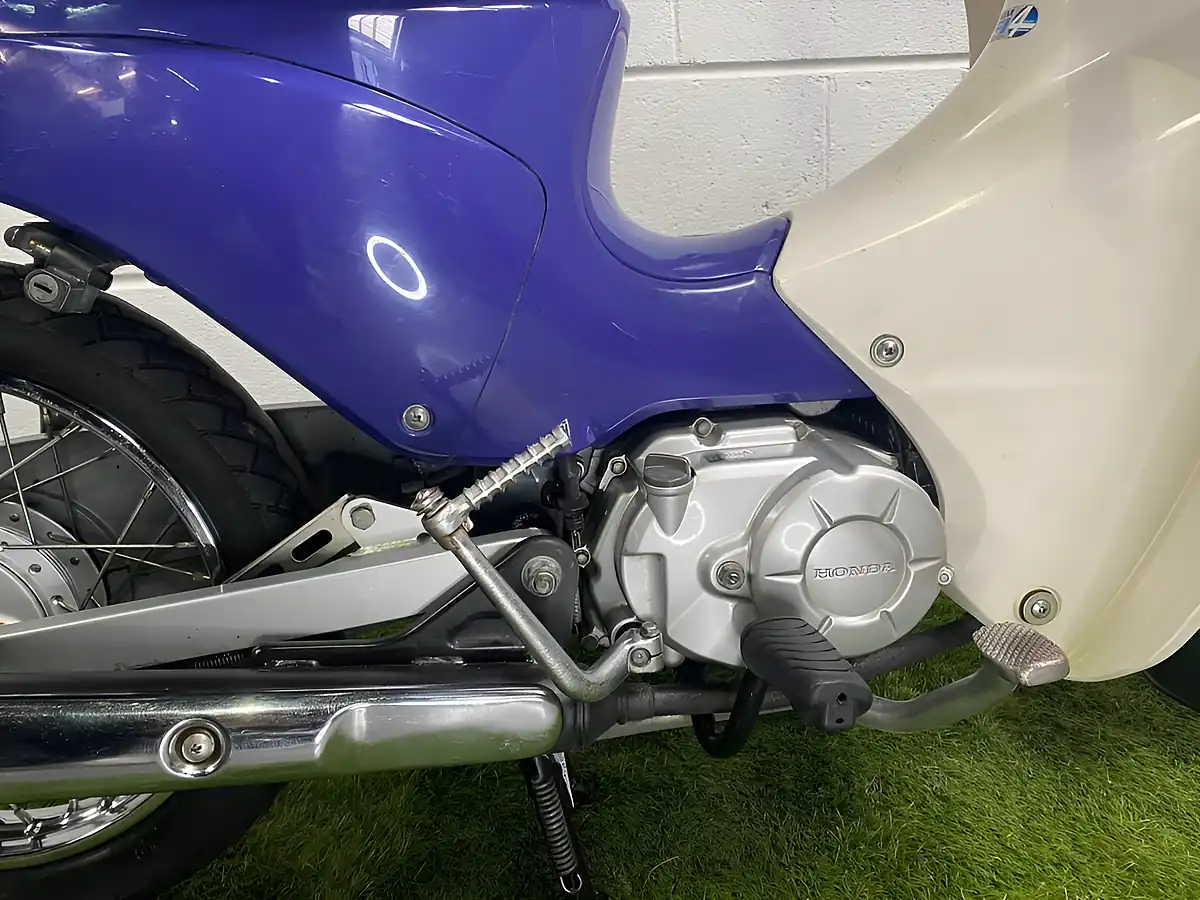 Used 2009 Honda c110 Pro Blue - Interior and Exterior details 19